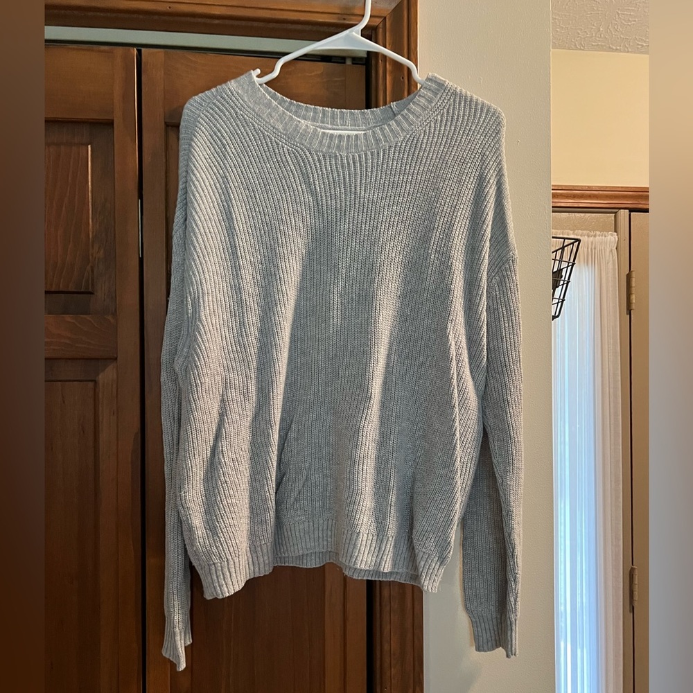 AE sweater grey size medium